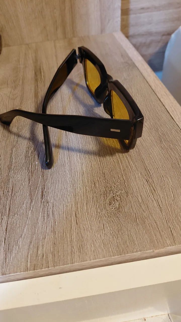 Óculos moderno pro dia e pra noite - Foto 3