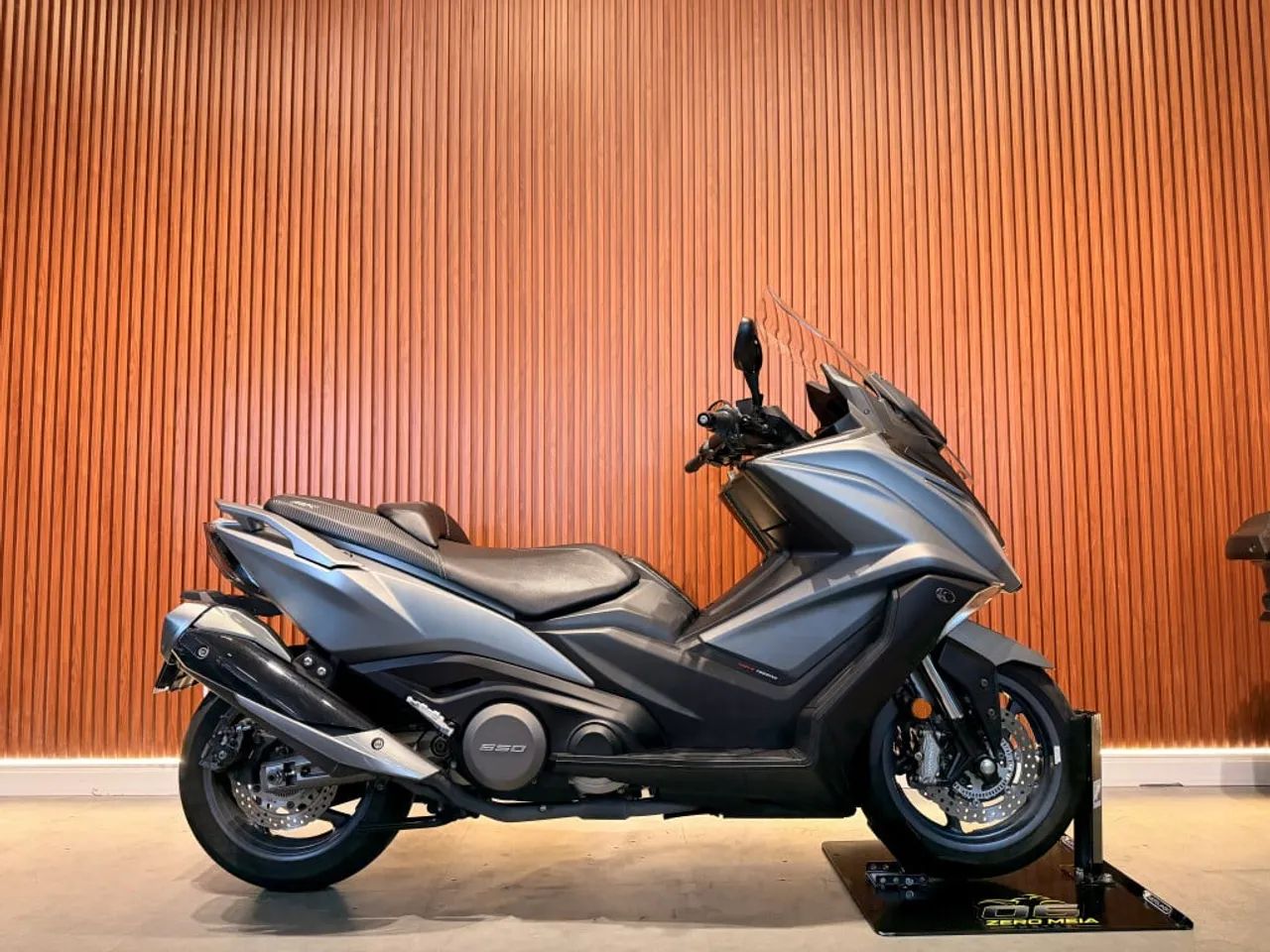 Kymco AK 550i ABS 2023 - Foto 2