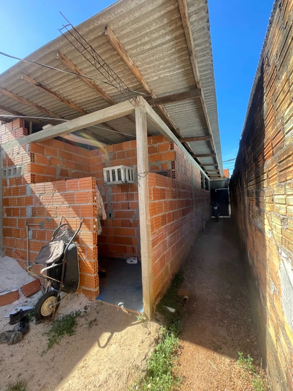 Casa com kitnet e um ponto inacabado - Foto 5