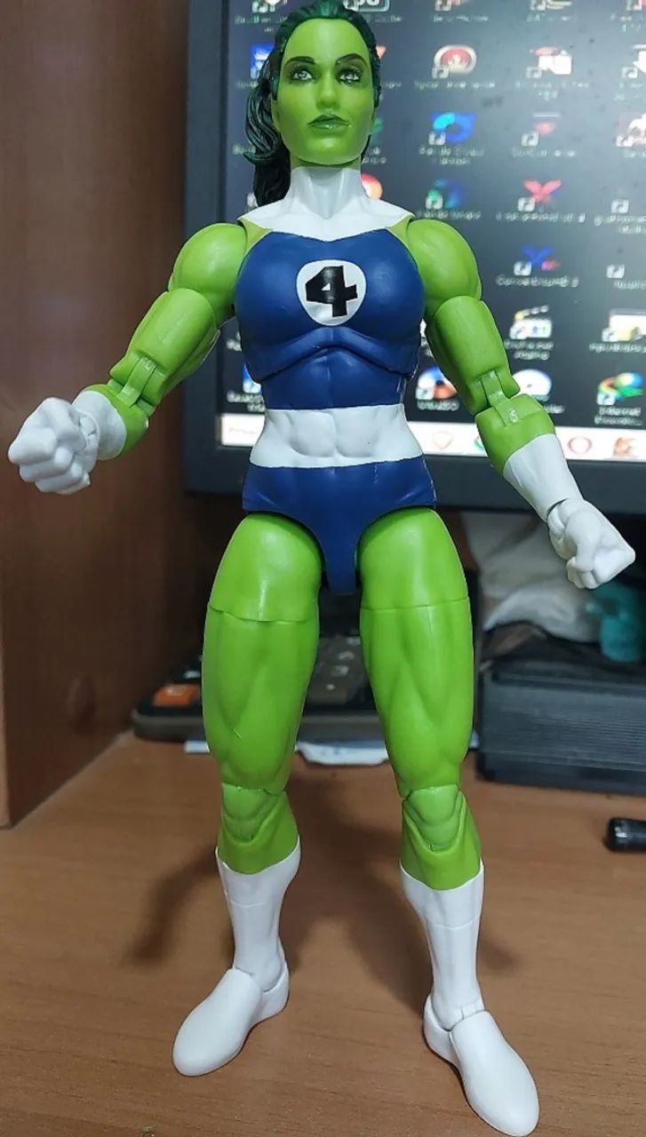 Marvel Legends She-Hulk (Mulher-Hulk) Fantastic Four original usada Hasbro  - Foto 4
