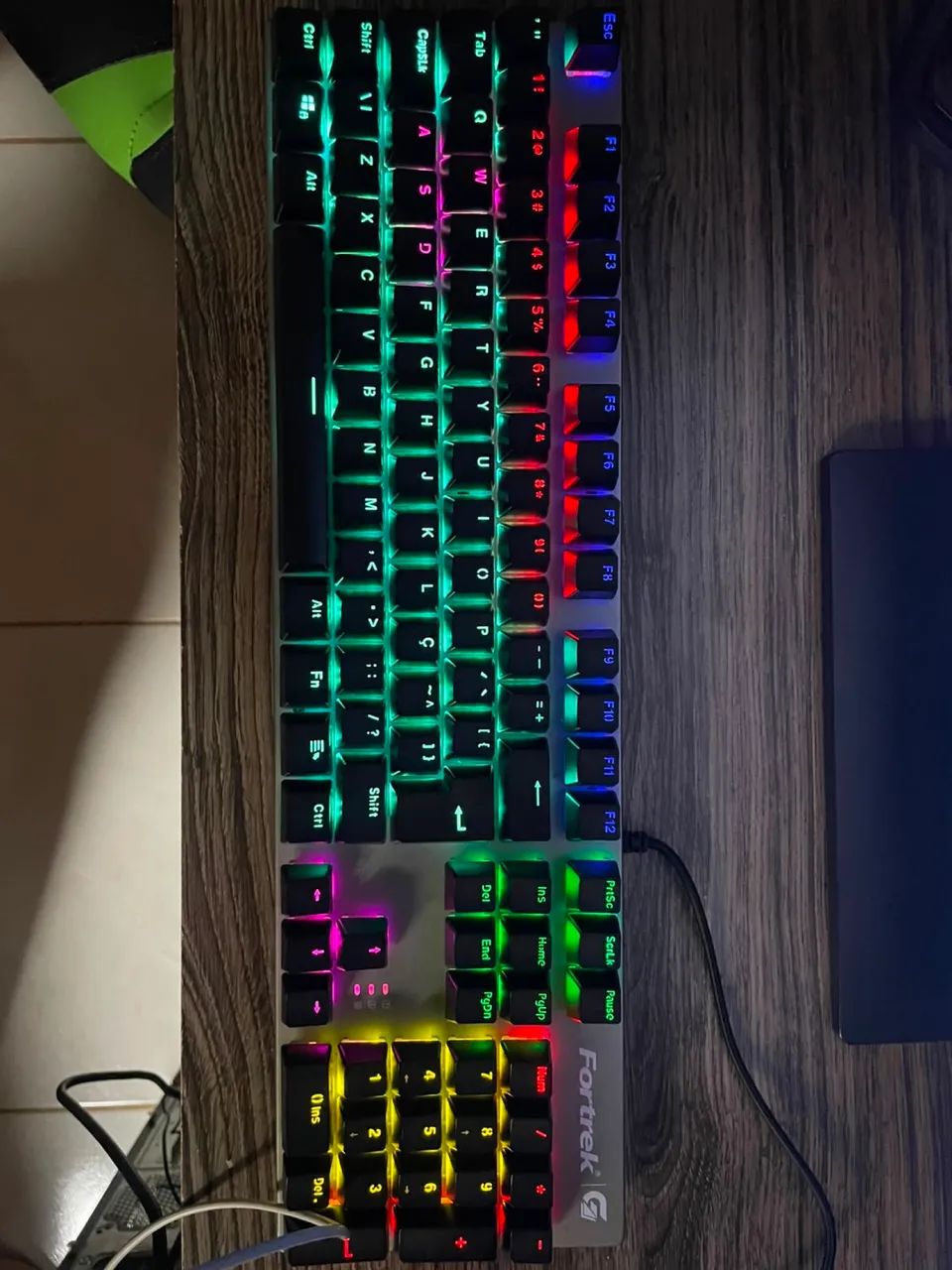 VENDO PC COMPLETO PARA USO PREÇO DE DESAPEGO (NEGOCIO)