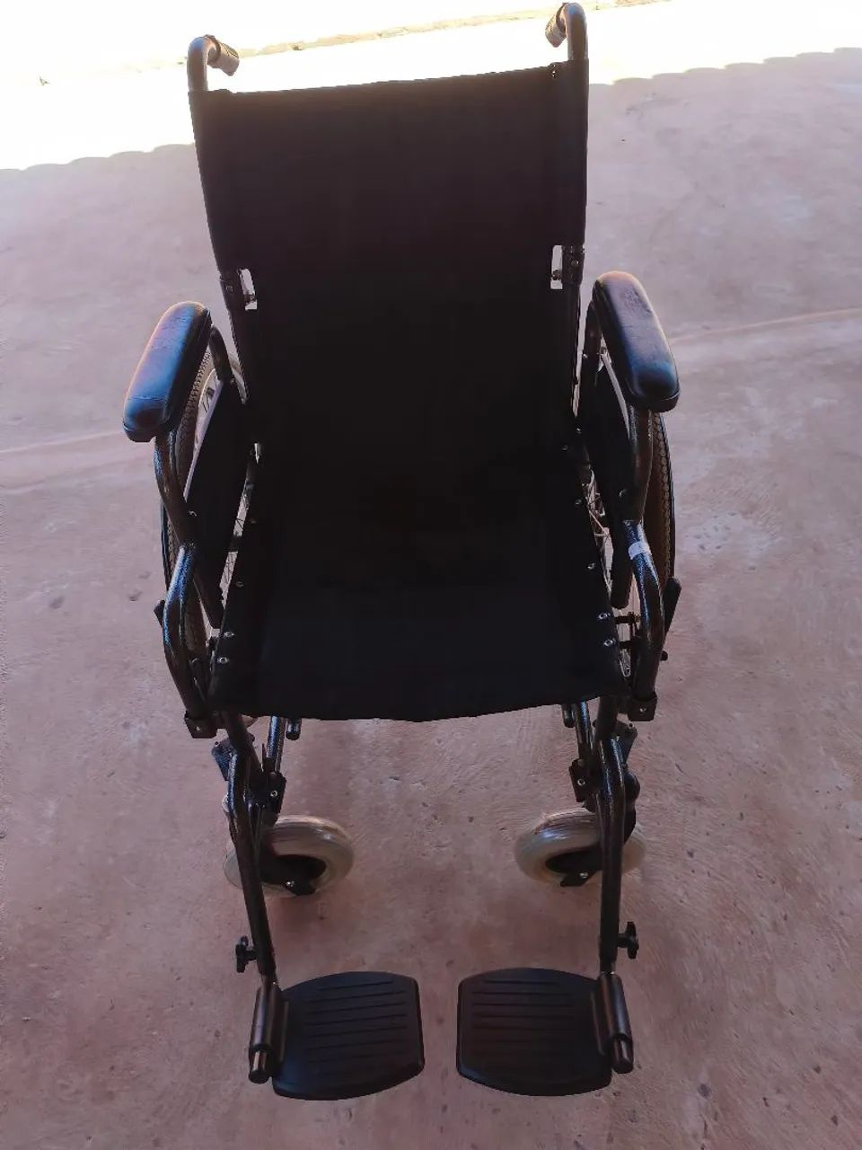 Cadeira de rodas nova Dellamed 