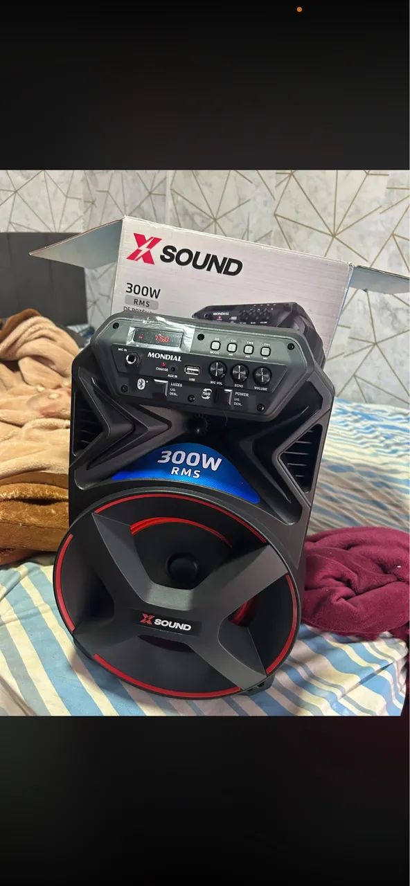 Vende-se caixinha de som