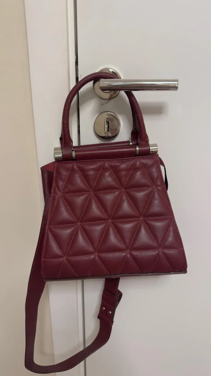 Bolsa SCHUTZ - couro 