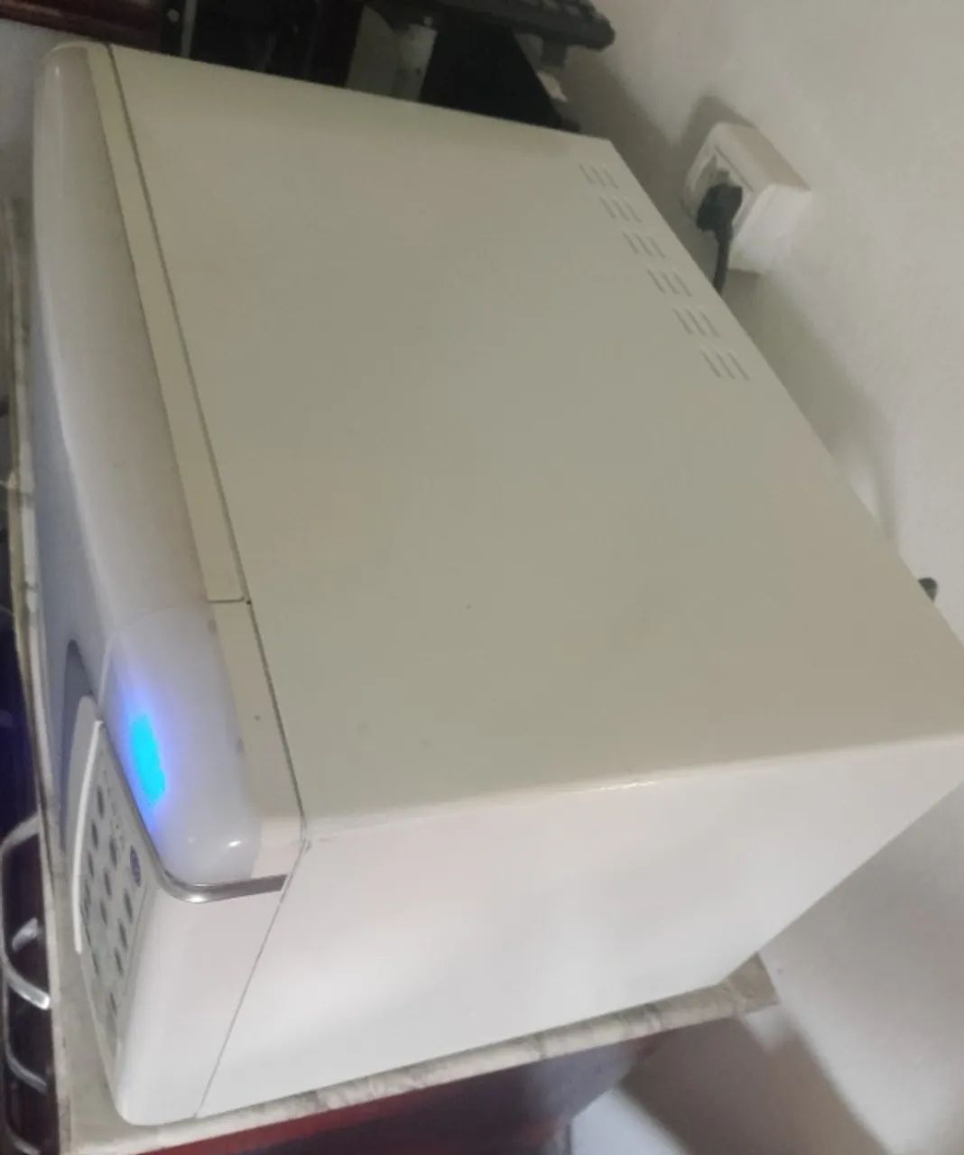 Micro-ondas 31L Electrolux 127V - Foto 3