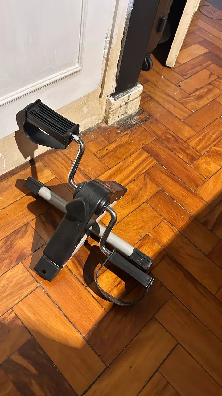 VENDA URGENTE - Mini Bicicleta Ergométrica / Pedalinho para Exercícios - Foto 3