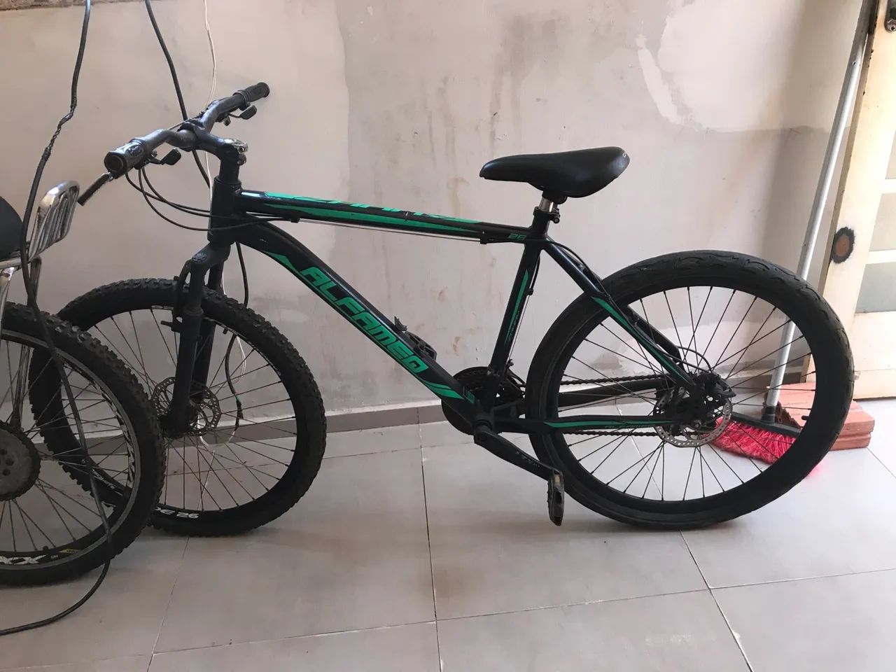 Bicicleta e motorizada vendo e troco  - Foto 2