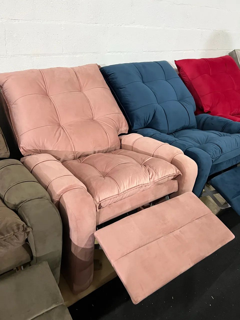 Poltrona reclinável várias cores  - Foto 2
