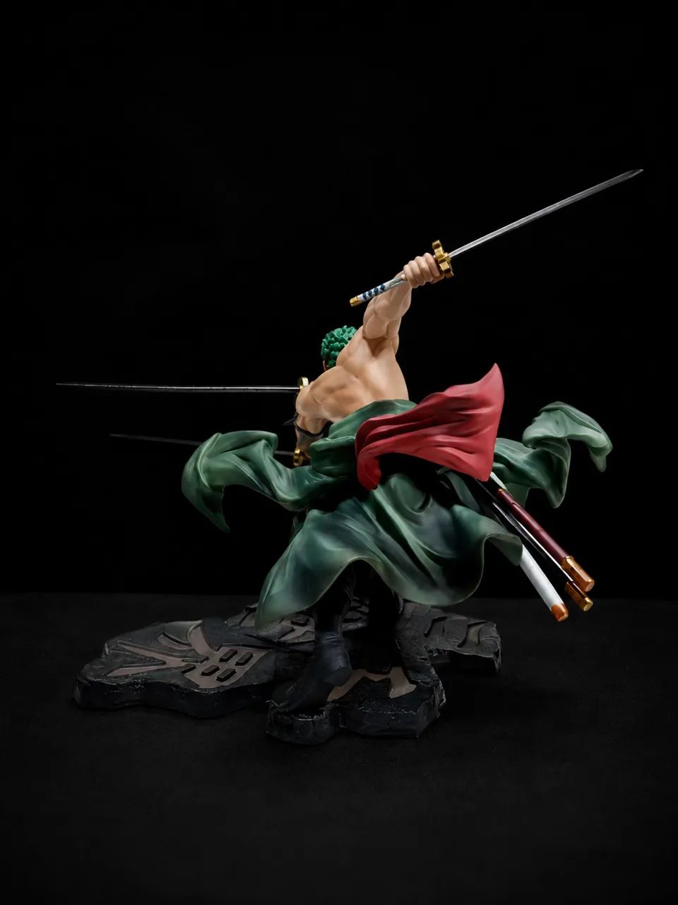 Action Figure Roronoa Zoro One Piece - Novo !! - Foto 2