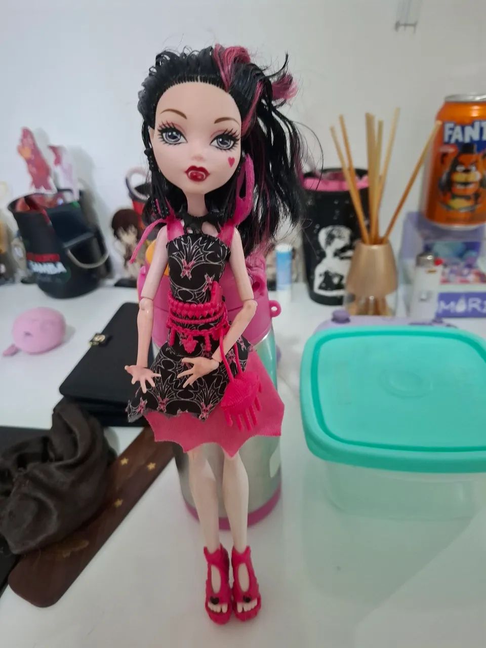 Boneca draculaura fright camera action 