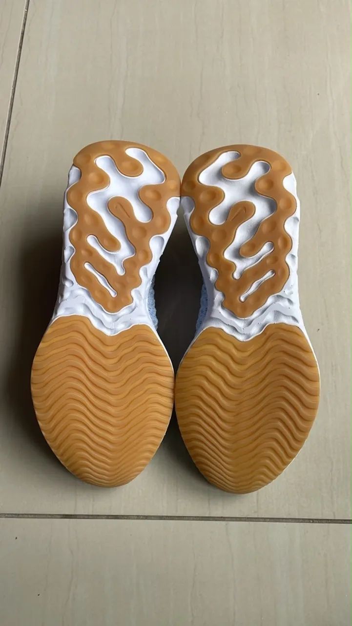 Tênis Nike React Phantom - Foto 2