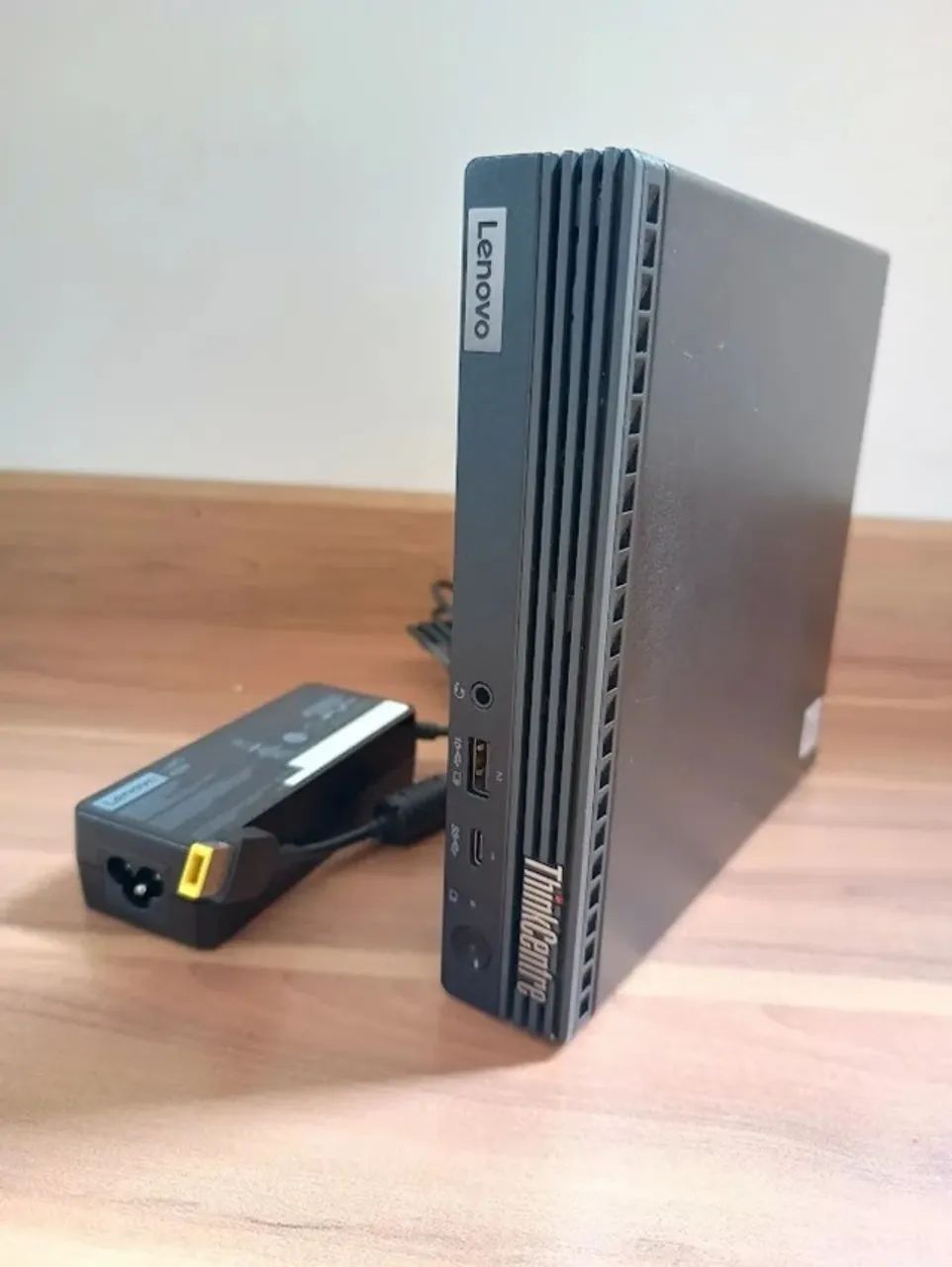 Mini CPU Lenovo - CORE i3 10GER - SSD 256GB - RAM 8GB - WIN 11