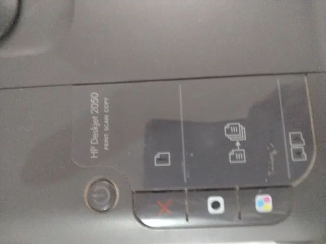Impressora HP Deskjet 2050 usada - Foto 3