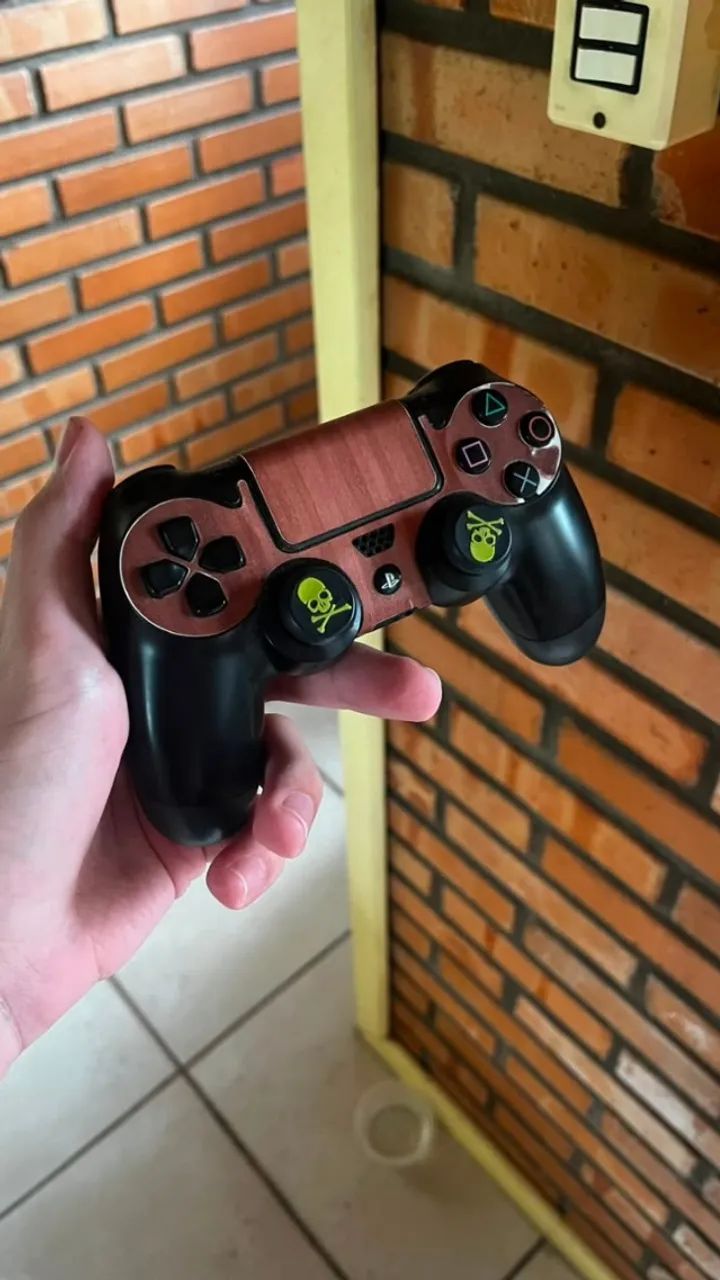 PS4 Fat 500Gb + Jogos + Dualshock + Cabos - Foto 2