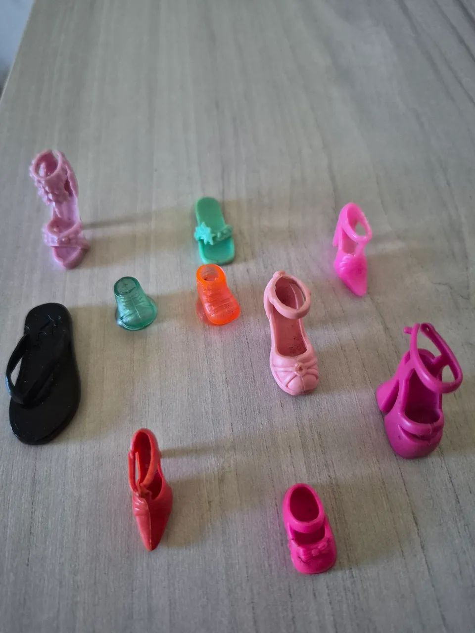 Sapatos boneca Barbie aleatórios - Foto 3