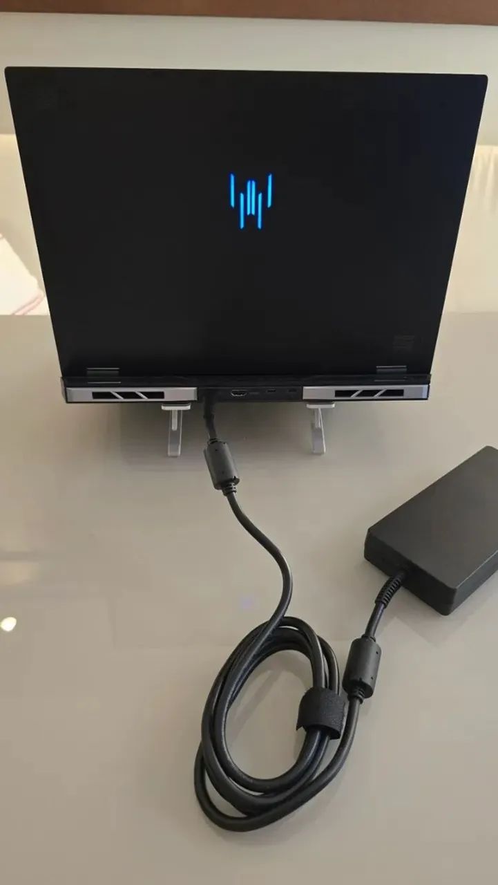Acer Predator Helios 16 neo - Foto 4