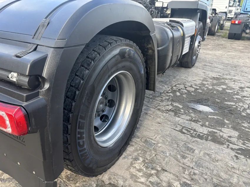 Mercedes-Benz Atego 1933 330 2024/2025 Caminhão Usado Seminovo. - Foto 6