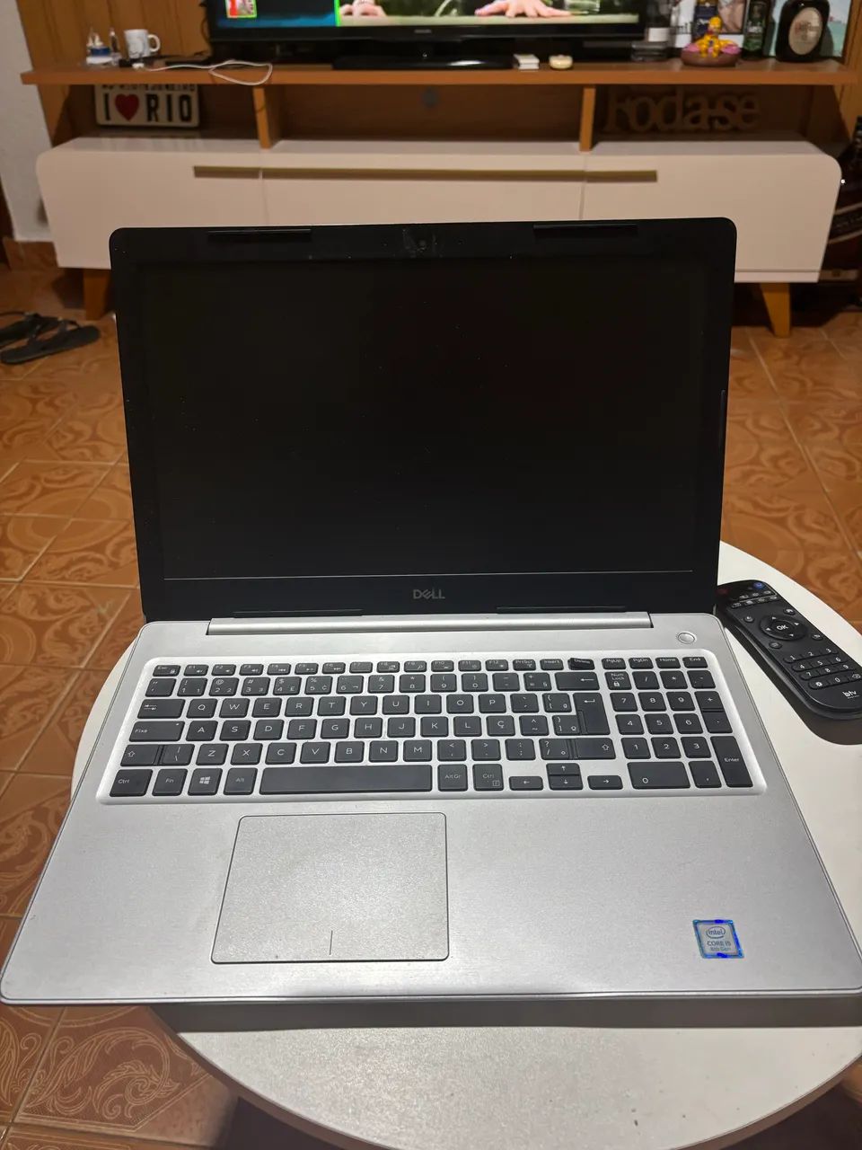 LAPTOP DELL