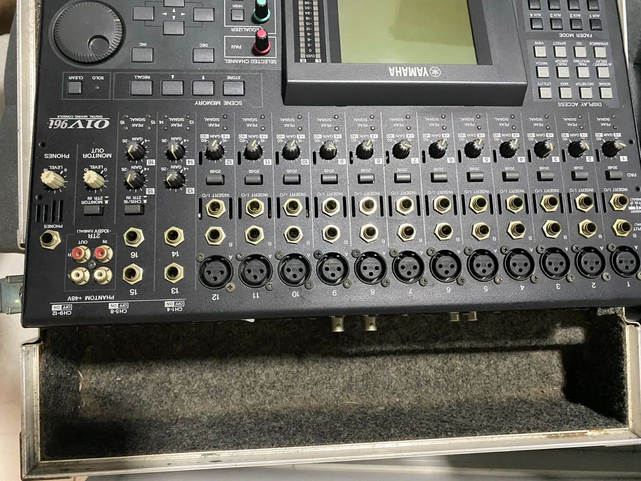 Mesa de Som Yamaha 01V i + Case e ADA - Foto 2