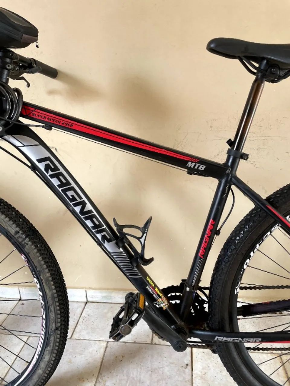 Bicicleta Ragnar aro 29  - Foto 2