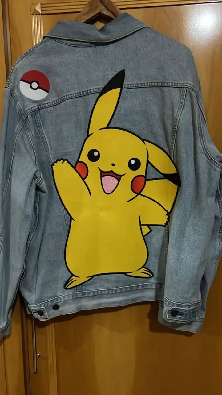 JAQUETA LEVI?S x POKÉMON - PIKACHU
