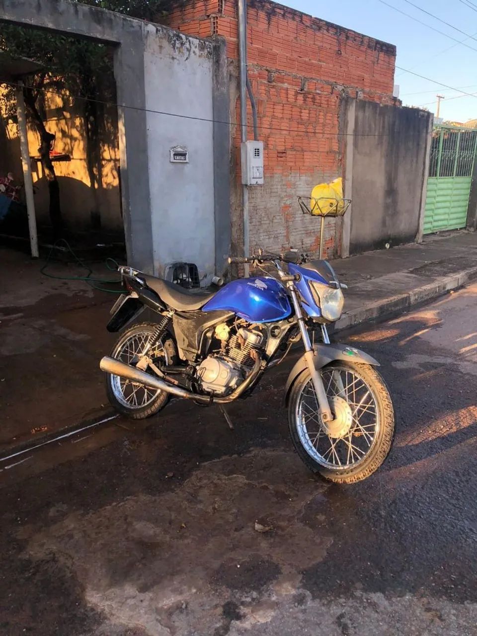Vendo uma Titan ESD 2009 