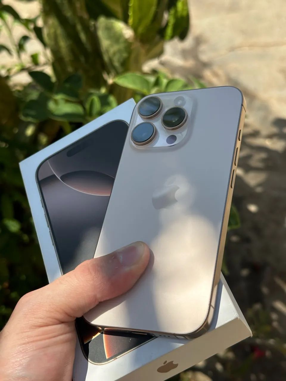 iPhone 16 pro 256gb IMPECÁVEL - Celulares e Smartphones - Jardim