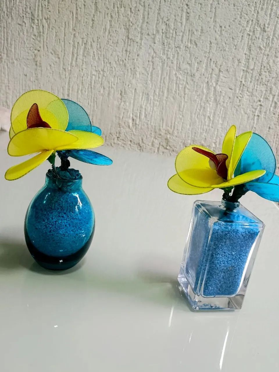 Vasos e flores pequenos. - Foto 5