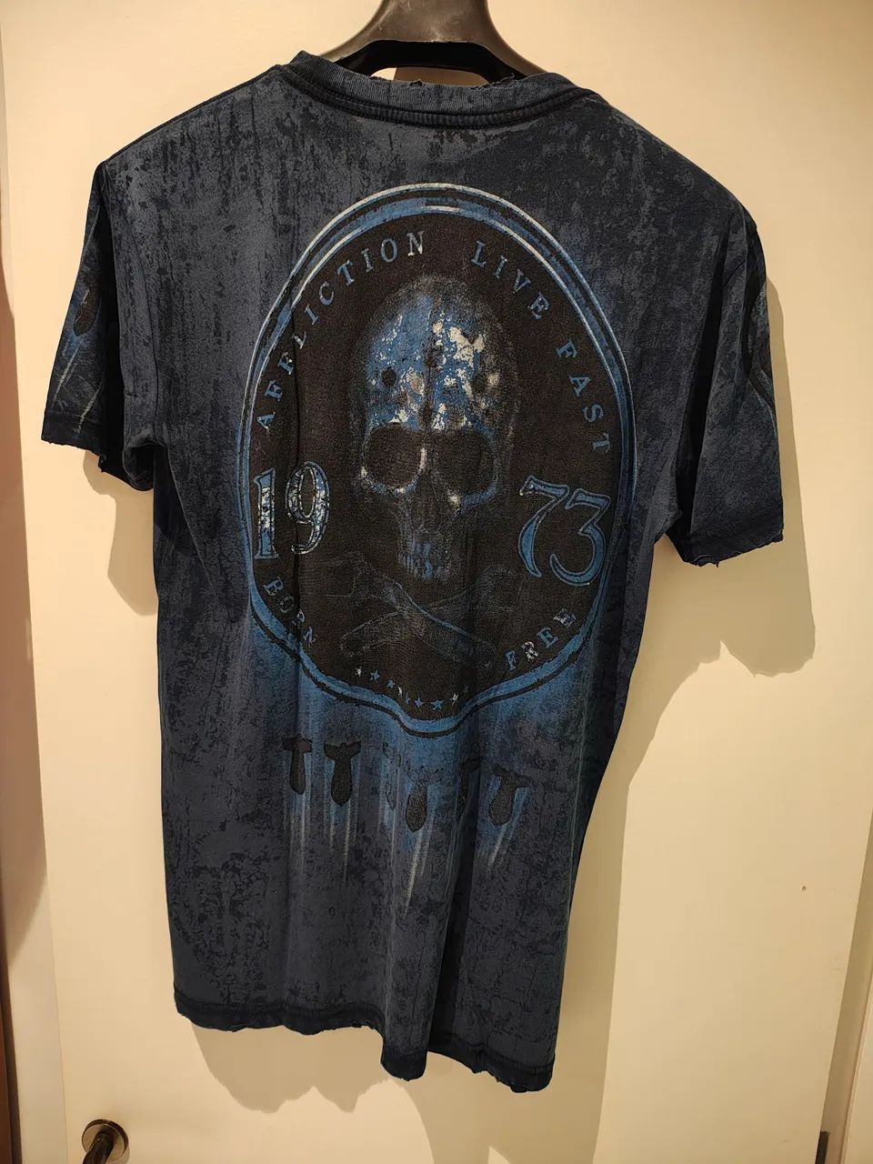 Camiseta Affliction autêntica USA  - Foto 2