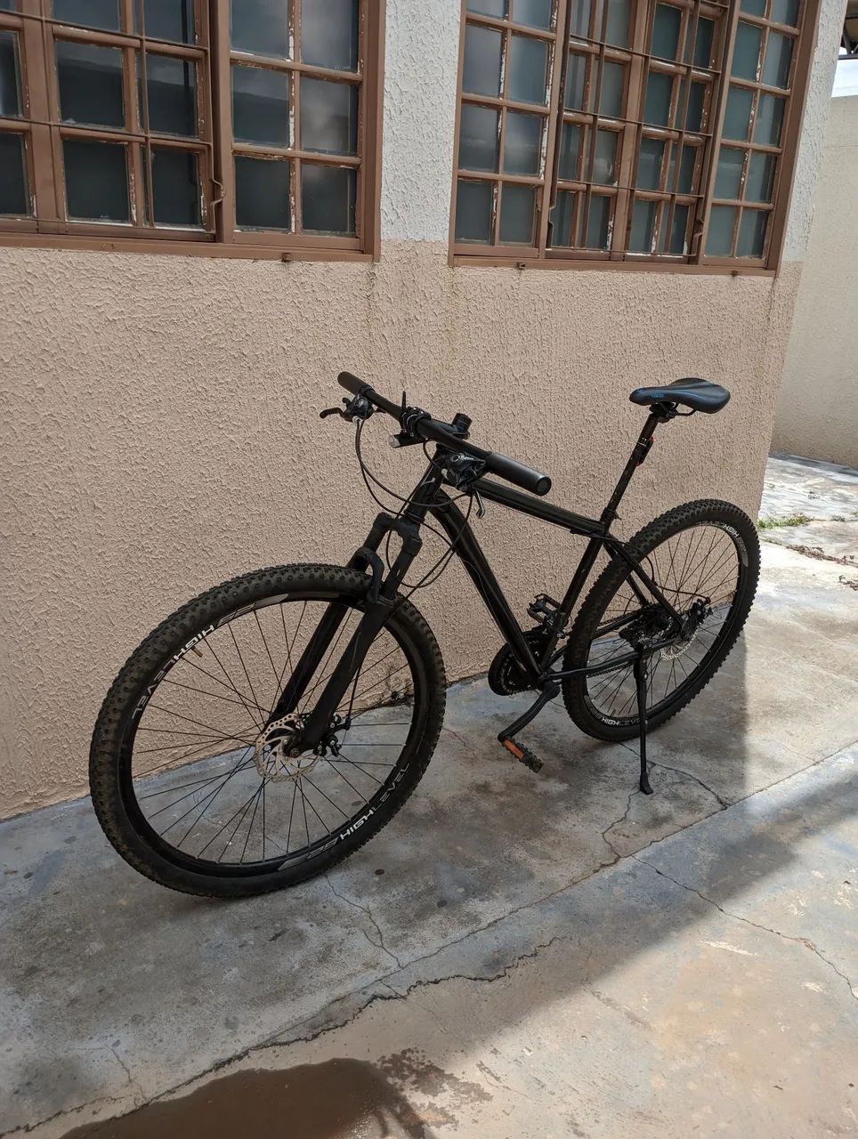 Bicicleta MTB  aro 29 (com defeito) - Foto 2