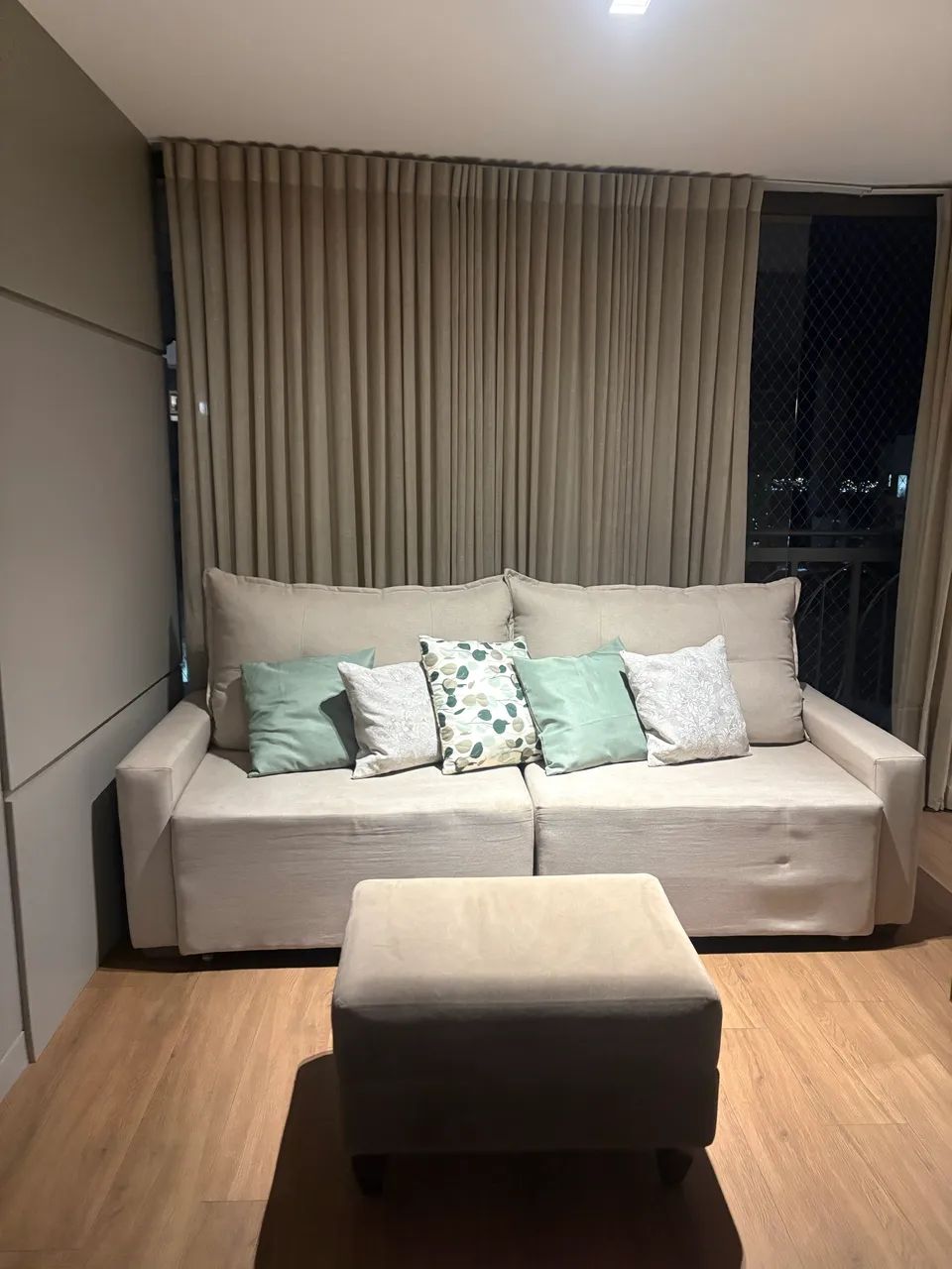 Sofá retrátil em linho - Foto 2