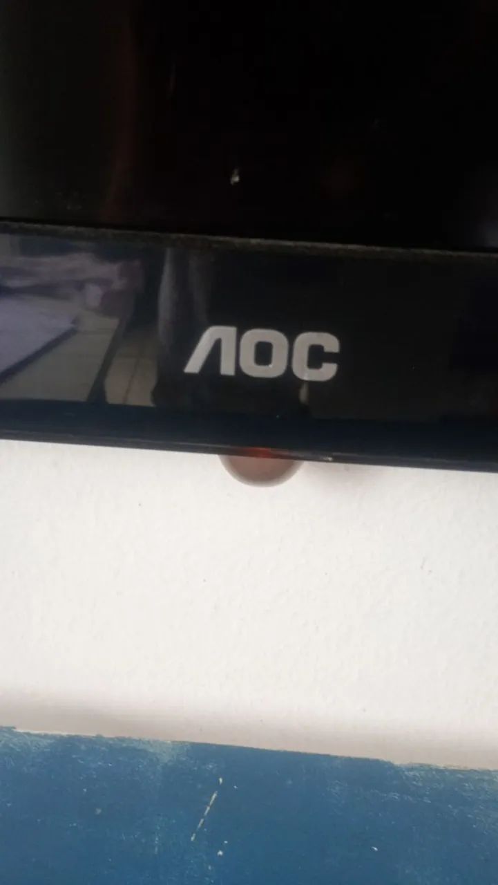Televisão AOC Roku 40 polegadas 