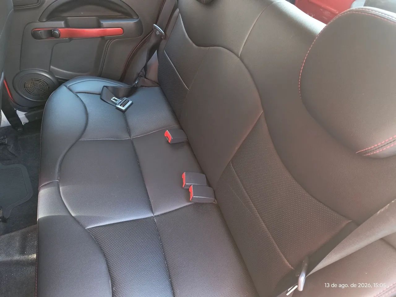 Fiat Uno Sporting 1.4 EVO Fire Flex 8V 4P 2012