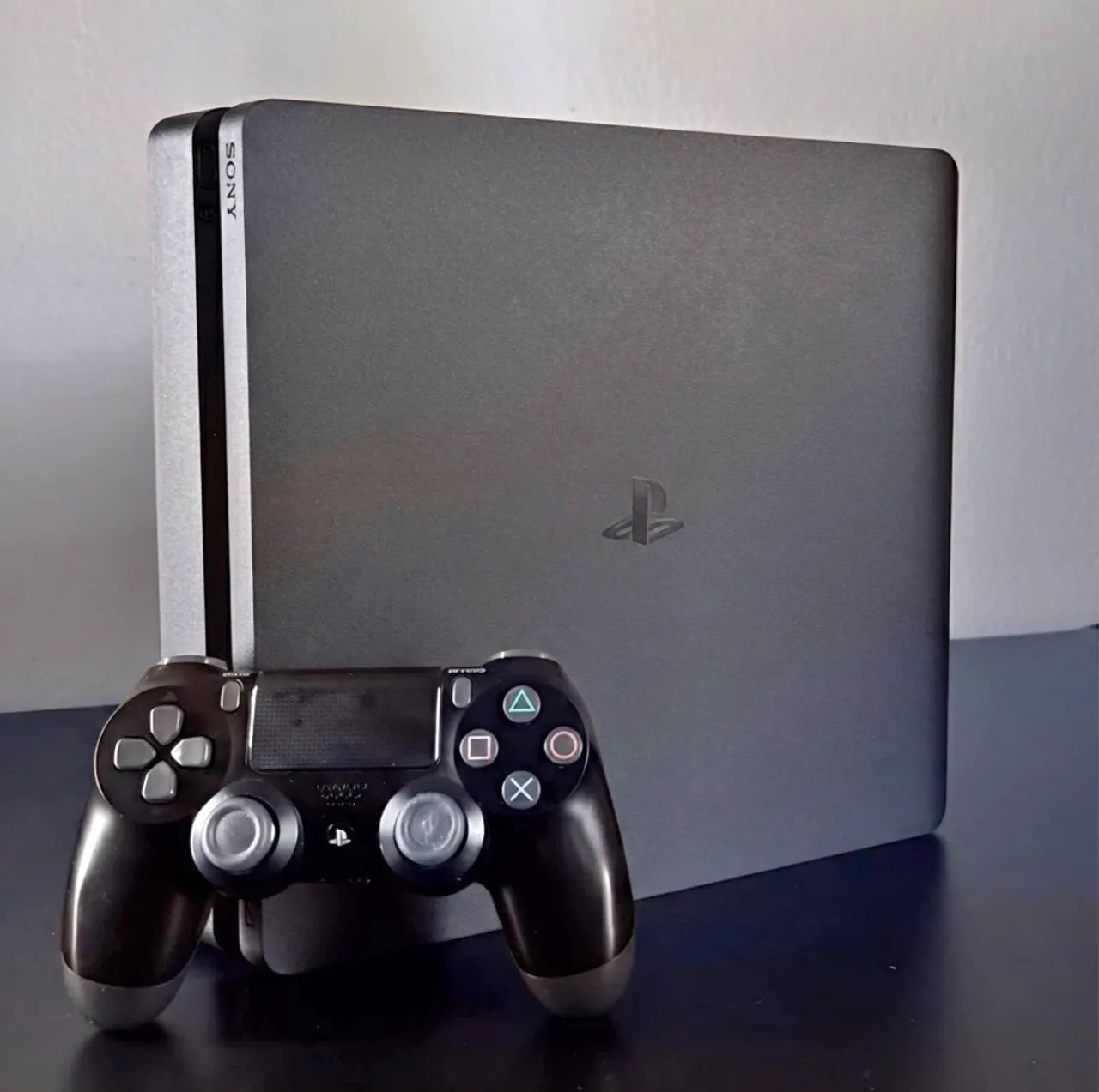 Ps4 slim 