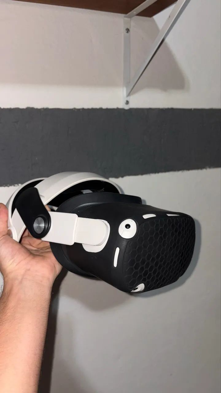 Videogame VR Meta Quest 2 128Gb - Realidade Virtual - COM CAIXA E ACESSÓRIOS