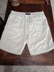 Bermuda ZARA. 44.     Excelente 