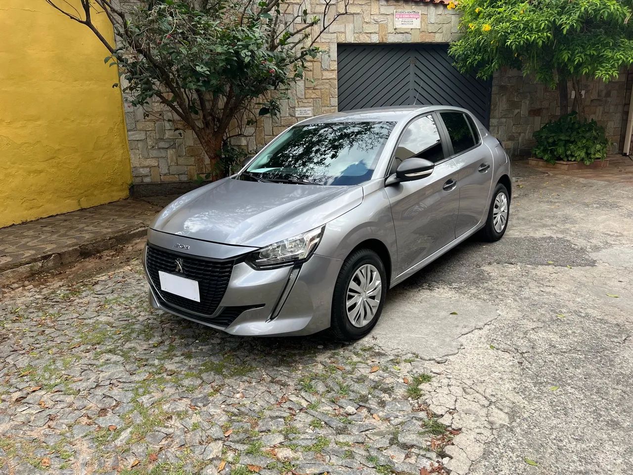 Peugeot 208 LIKE 1.0 FLEX 6V 5P MEC. 2024