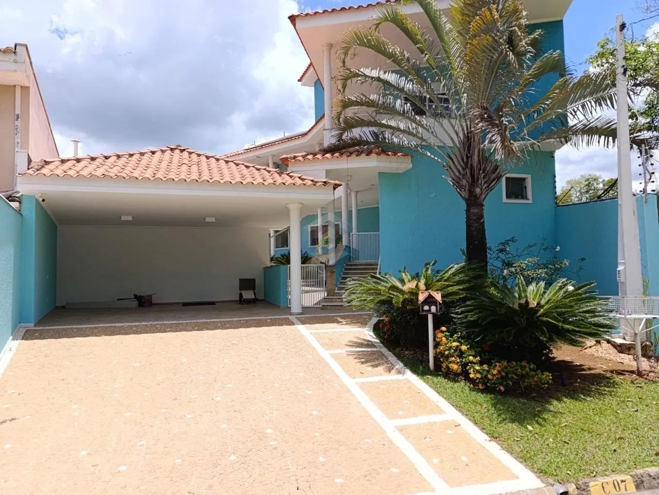 Casa em Aparecidinha, Sorocaba | 3 Suítes e 498m²