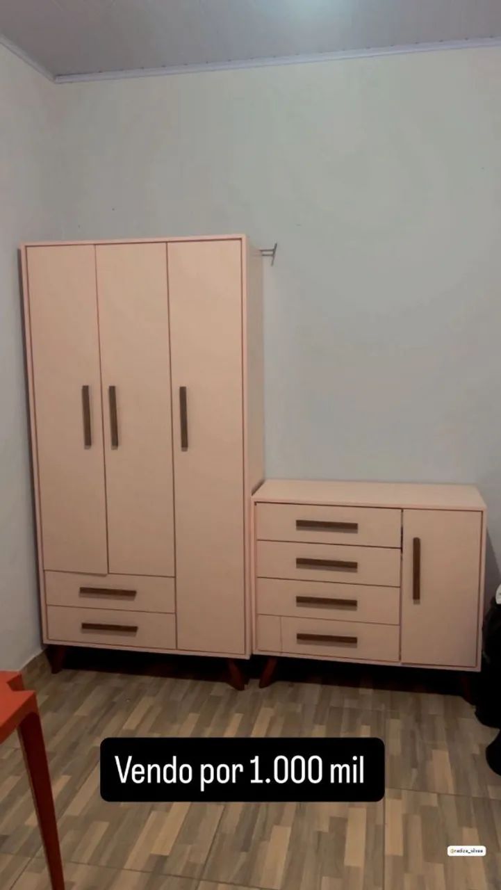 Guarda roupa e comada