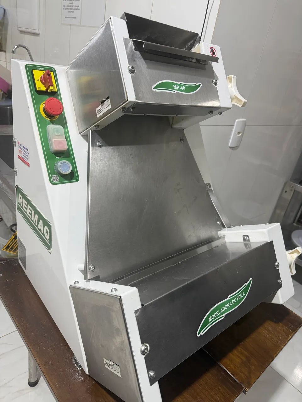 Modeladora de Pizza Reemaq MP-40 - Excelente Estado - Até 40 cm - Foto 3