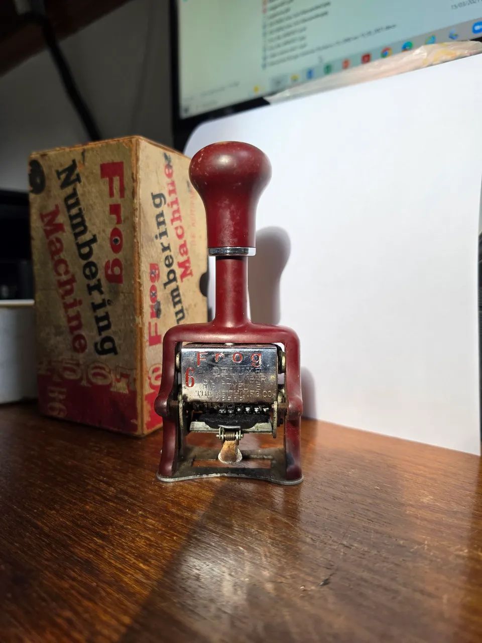 Máquina de Numeração Vintage - modelo B6 Frog - Foto 2