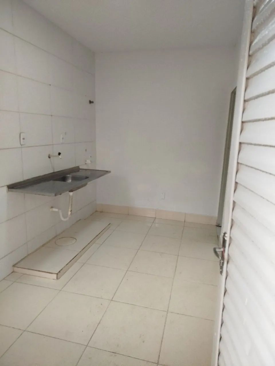 Vendo Sobrado com 16 kitinetes  - Foto 2