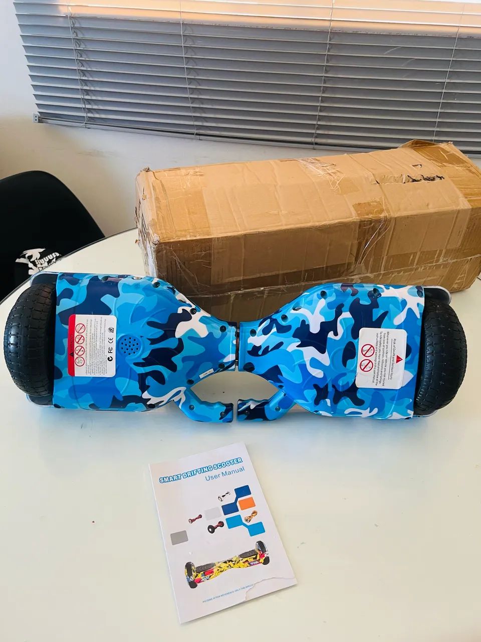 Hoverboard com Luzes ! Musical 6.5 polegadas Unissex  ! Novo na caixa  - Foto 2