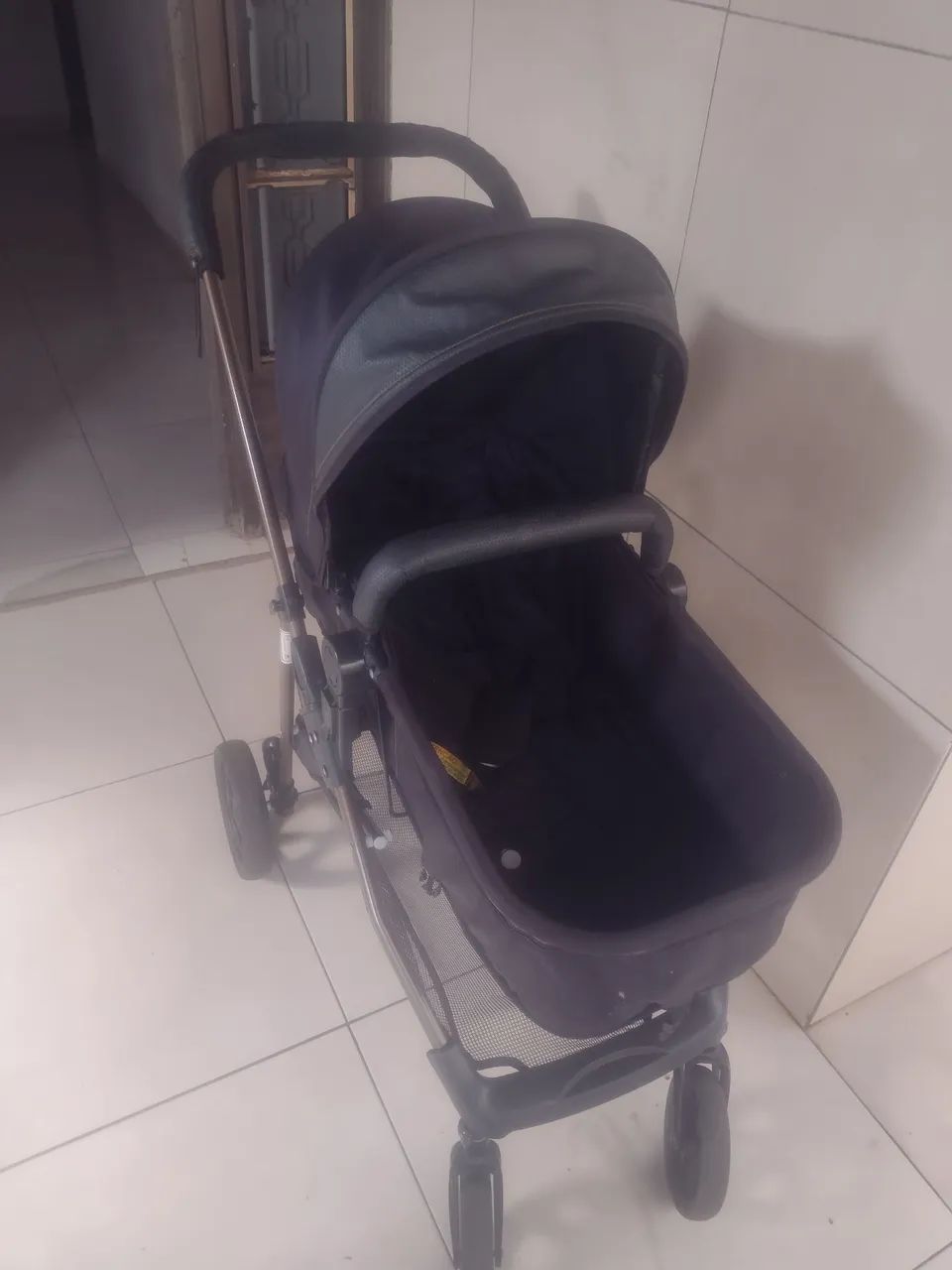 Carrinho de bebê Galzerano praticamente novo - Foto 3