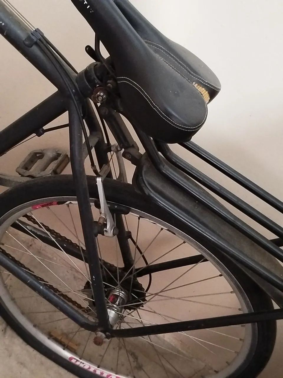 Bicicleta aro 26 usada em bom estado - Foto 3