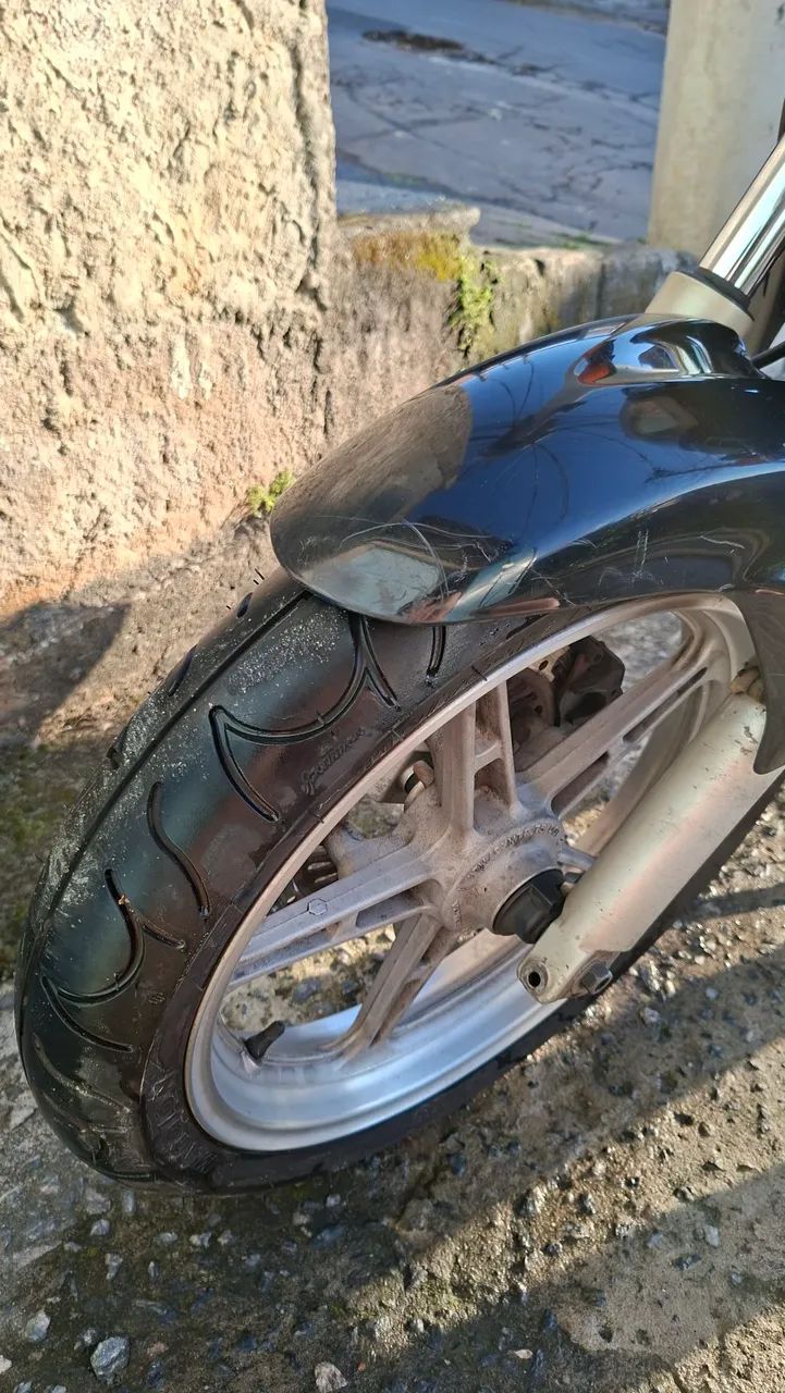 Honda CB300R 2010 - Foto 3