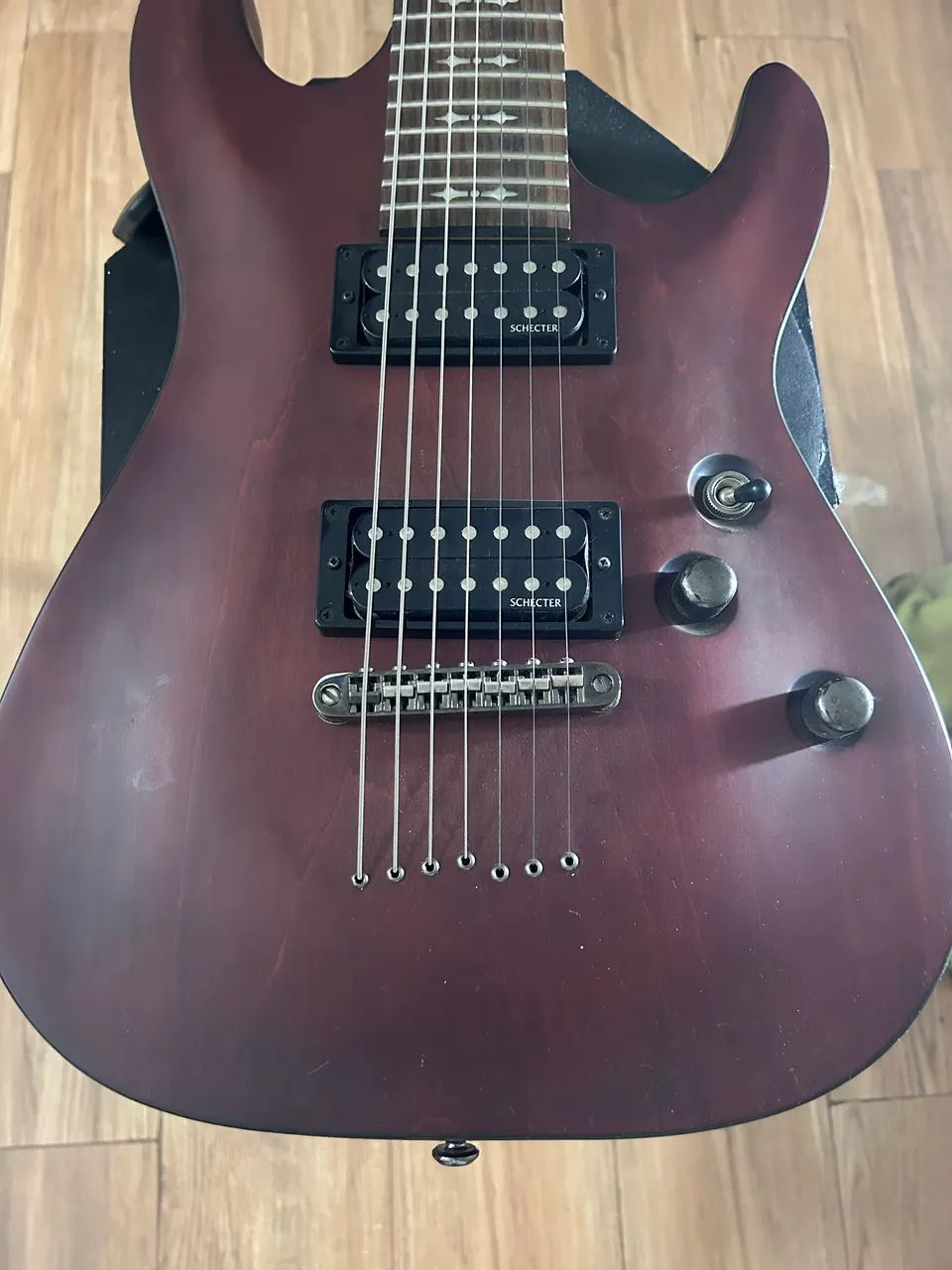 Schecter OMEN-7 Walnut Satin  - Foto 3