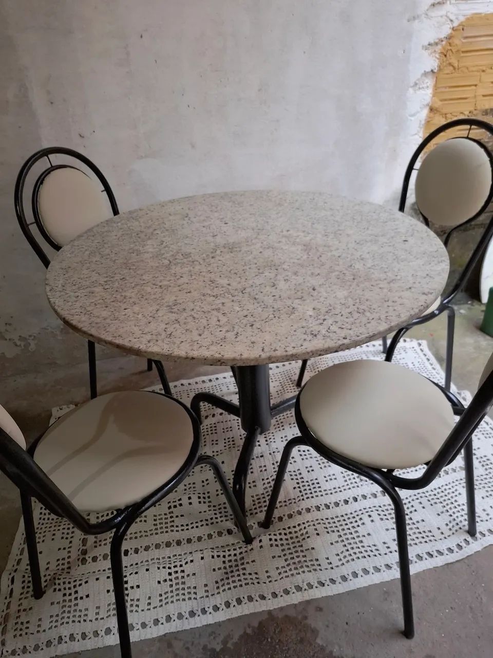 Vendo mesa Tampo em Mármore. 