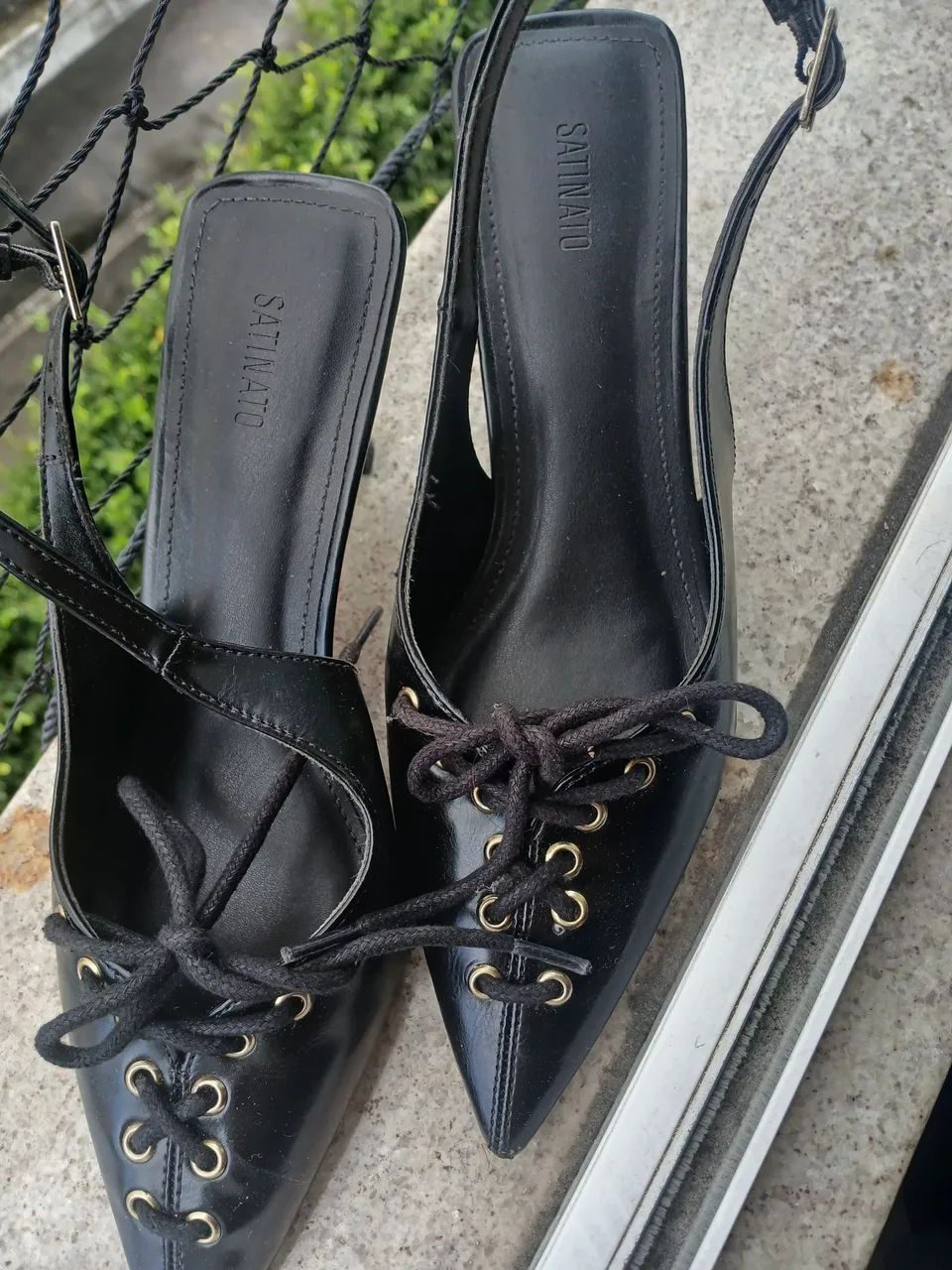 Sapato bico fino 