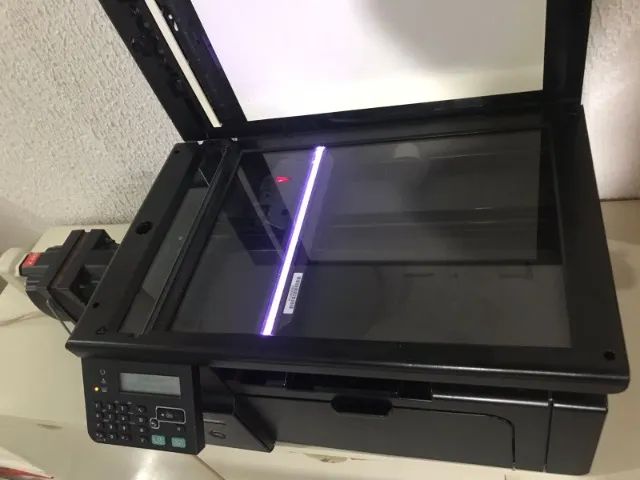 Impressora Multifuncional HP LaserJet M1212nf Laser - Foto 4